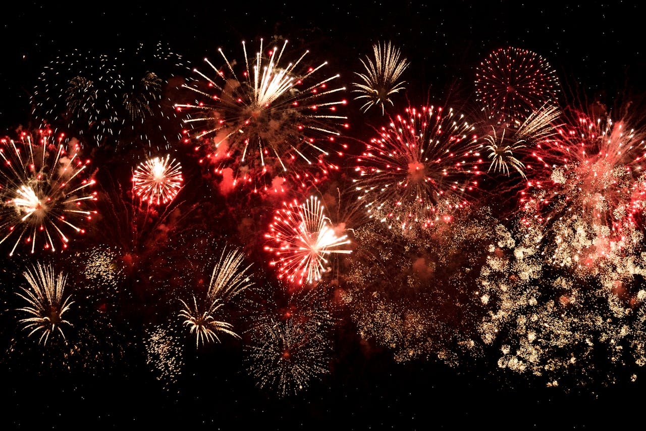 Services Vibrant fireworks light up the night sky in a breathtaking celebration in Vaughan, Ontario.